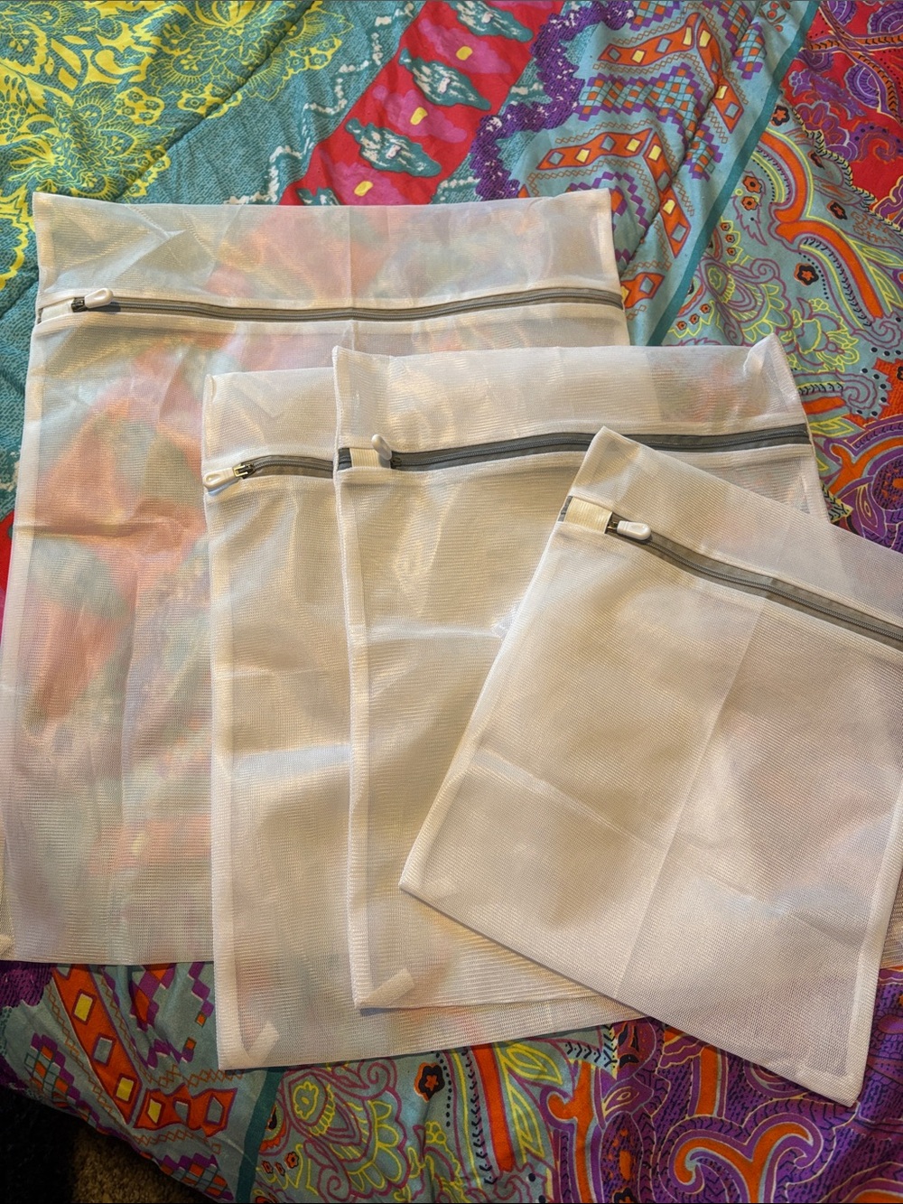 Set of 4 white Cosmetic Pouches
